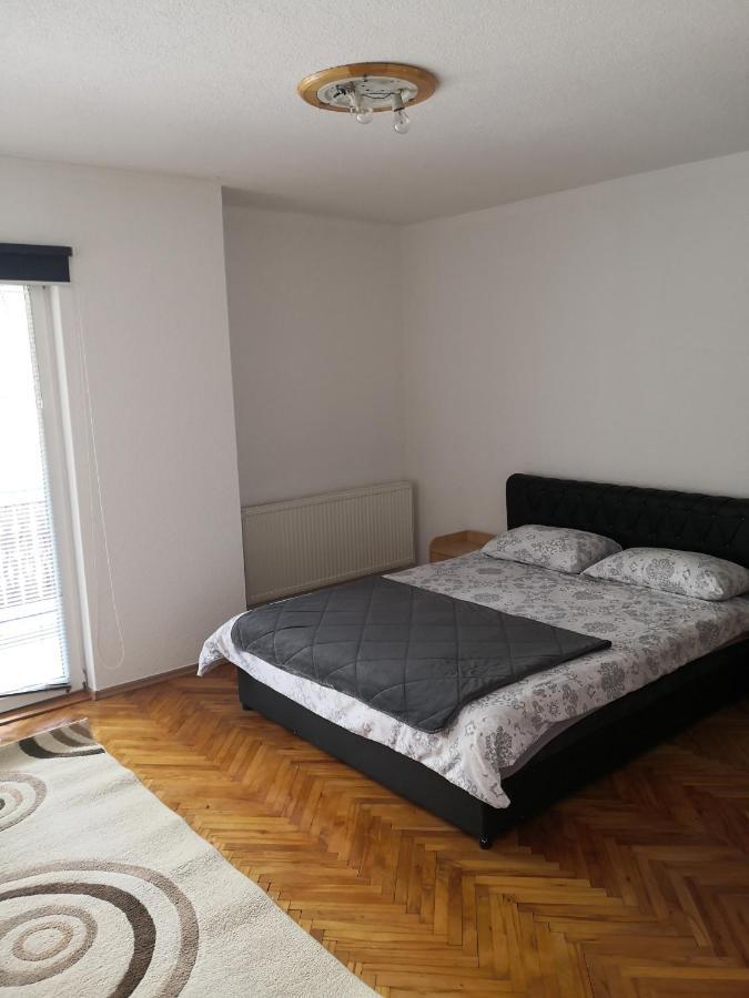 شقة Apartman Sana Lux Sanski Most المظهر الخارجي الصورة