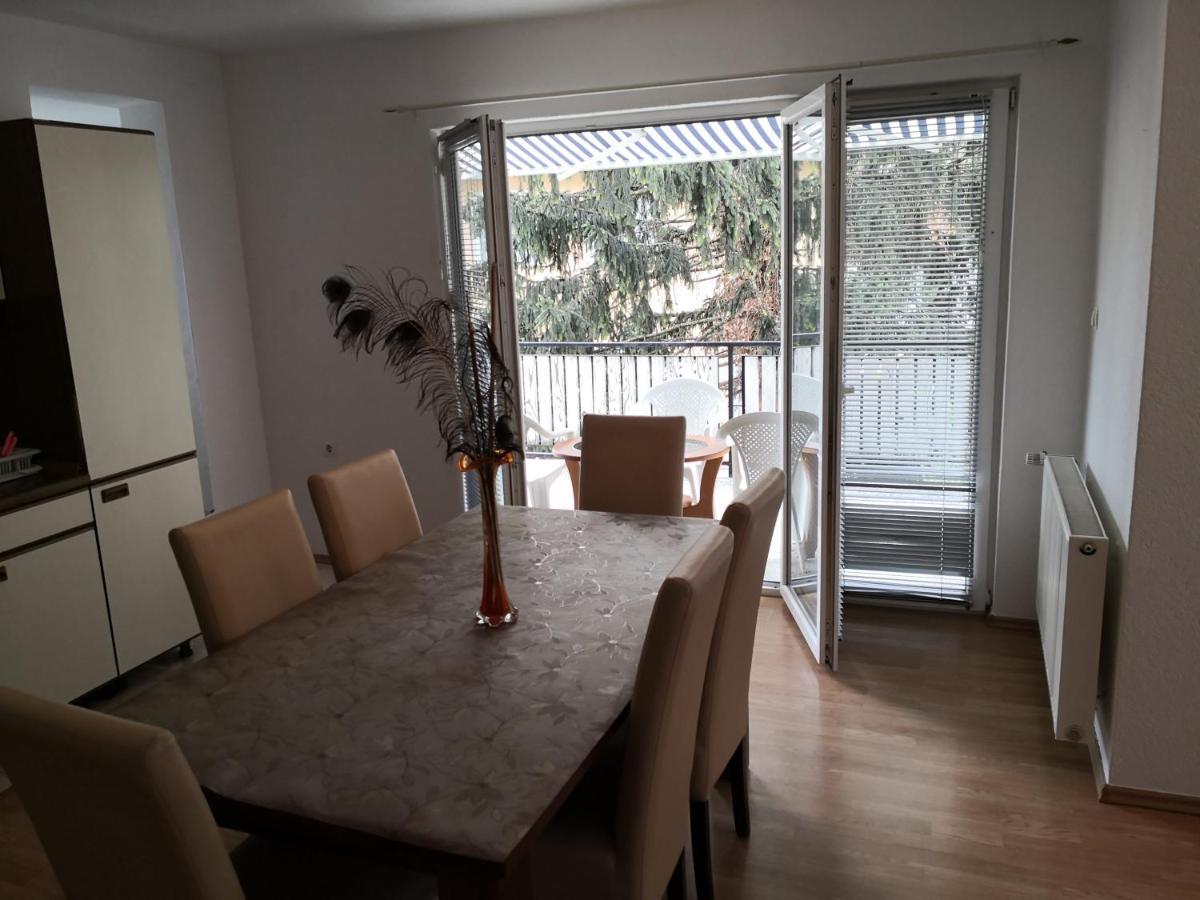 شقة Apartman Sana Lux Sanski Most المظهر الخارجي الصورة